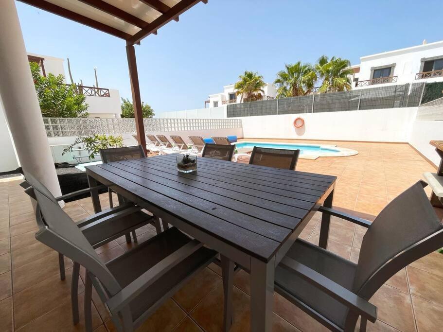 Eslanzarote Villa Varadero, Heated Pool プラヤ・ブランカ エクステリア 写真